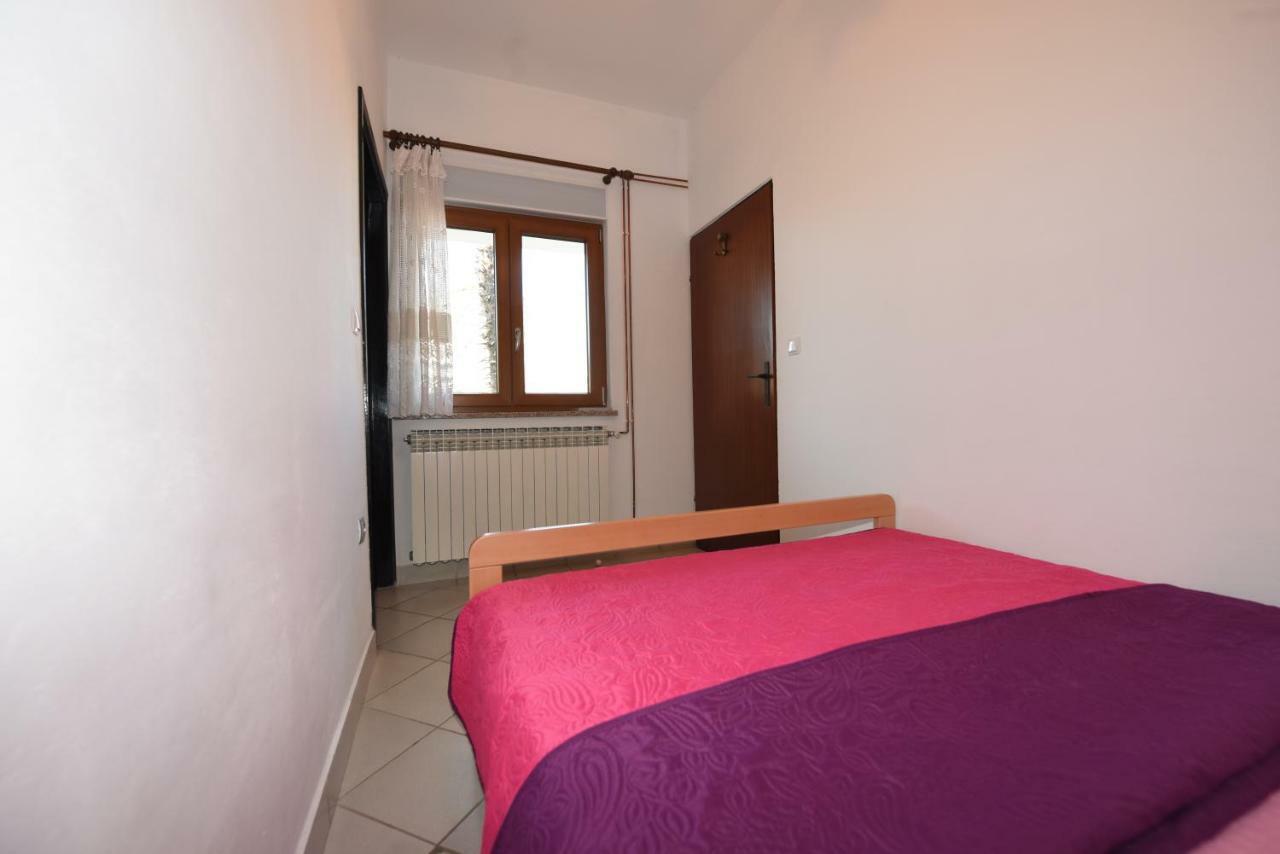 Apartments Nena Funtana Εξωτερικό φωτογραφία