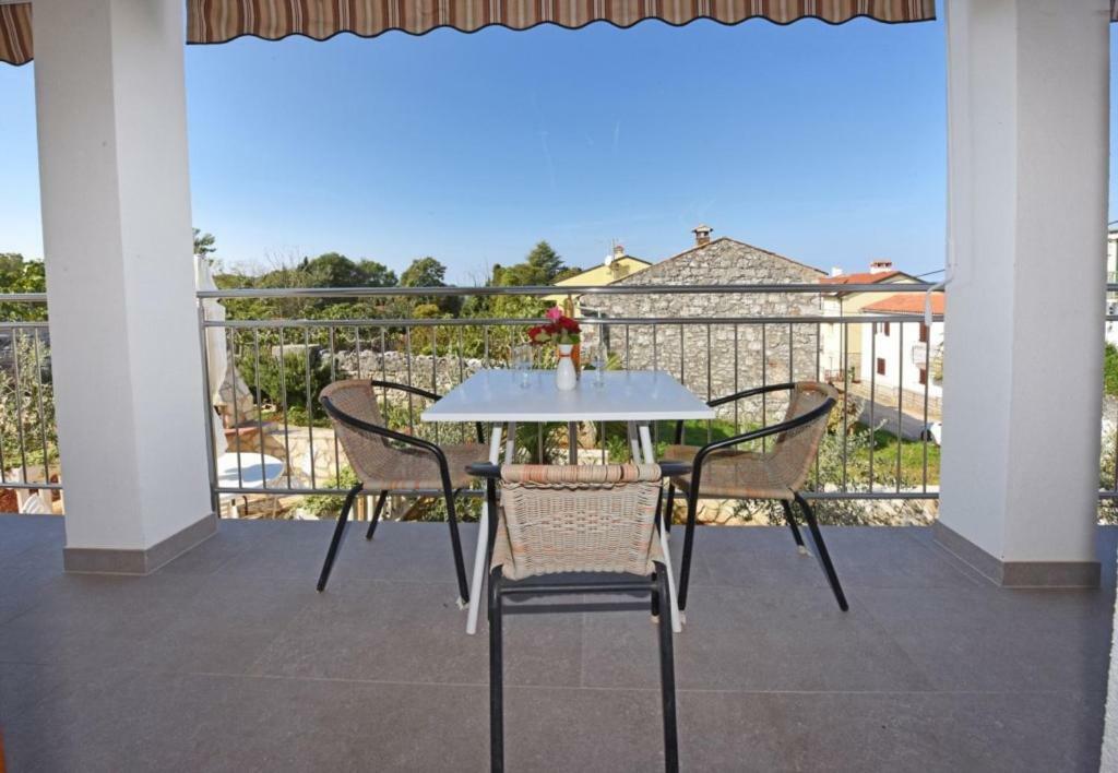 Apartments Nena Funtana Εξωτερικό φωτογραφία